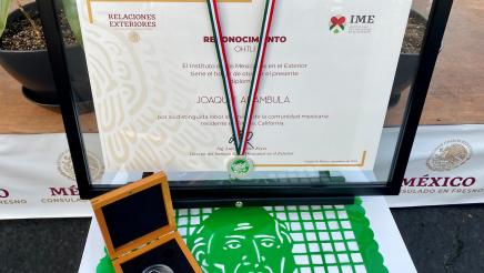 The Ohtli Award presented to Assemblymember Arambula from the Government of Mexico on November 12, 2021. 