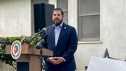 Assemblymember Arambula speaks to attendees at a press conference held September 13, 2022 to announce the State allocation he secured for the City of Fowler.